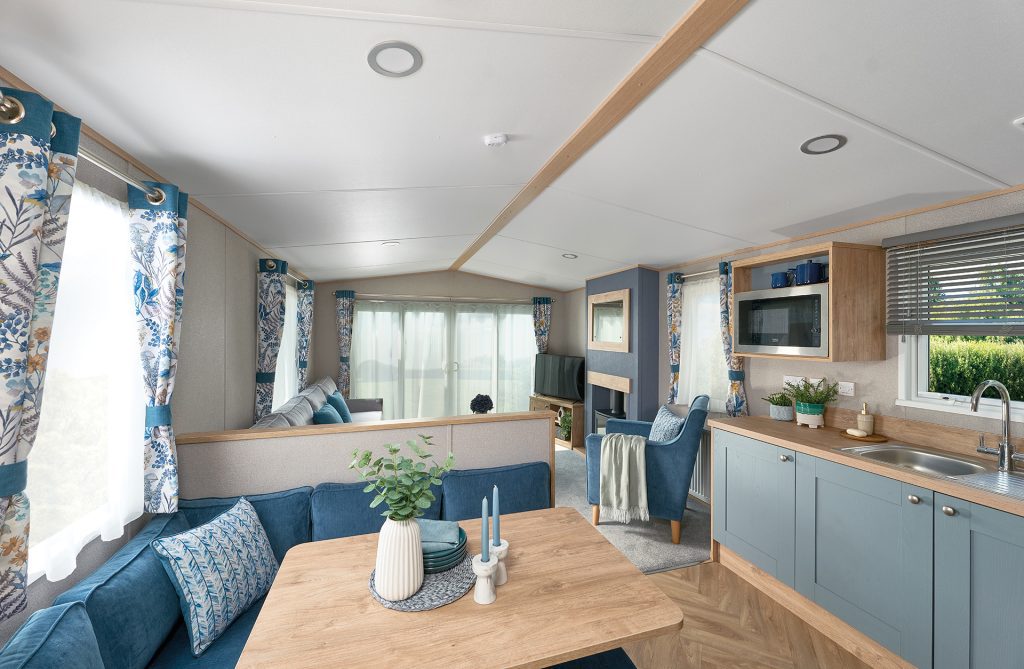 ABI WIMBLEDON LOUNGE DINING 0798 RT 1920X1254 1024X669