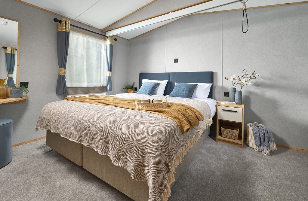 ABI DERWENT MAIN BEDROOM 1293 RT 1920X1254 1024X669