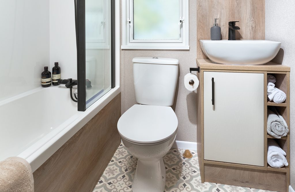 ABI BEVERLEY ENSUITE 0567 RT 1920X1254 1 1024X669