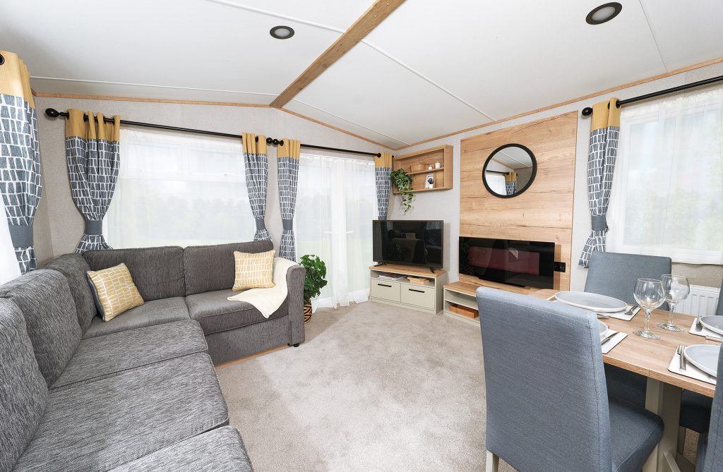 ABI DERWENT LOUNGE DINING KITCHEN ALT 2645 1920X1254 1024X669