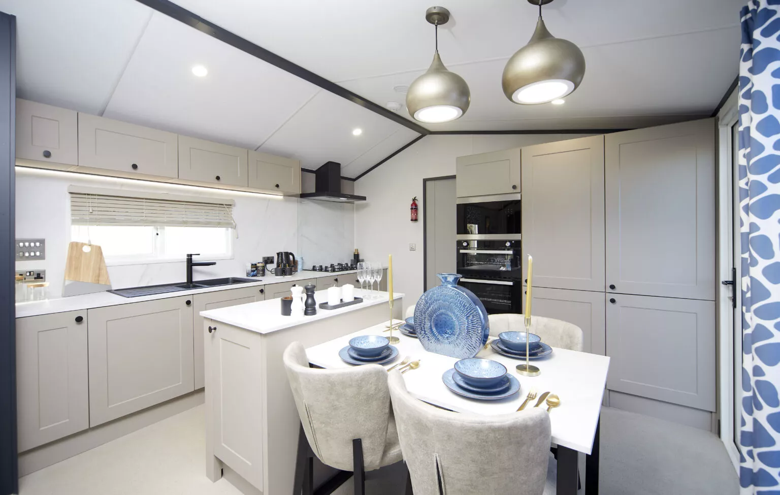 Xopulence 12 1536X974.Jpg.Pagespeed.Ic.G1vvablv8i